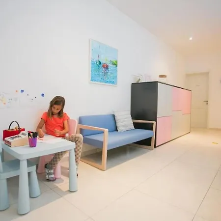Luka's - ''no.10'' Gallery Studio With Balcony And... Cavtat