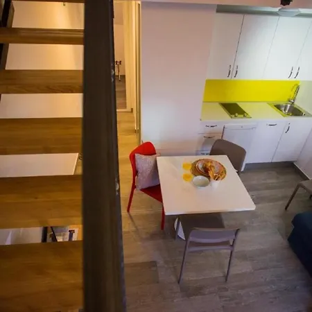 Luka's - ''no.10'' Gallery Studio With Balcony And... Appartement *