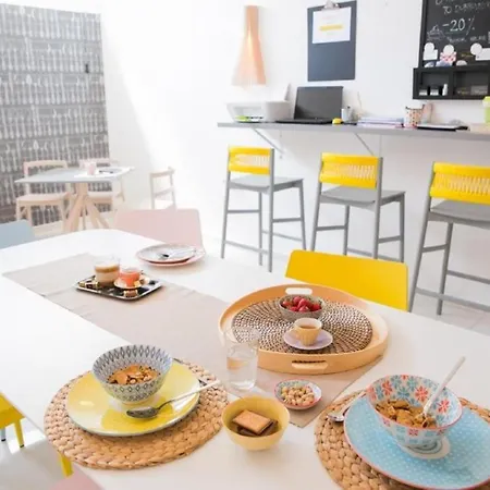 Luka's - ''no.10'' Gallery Studio With Balcony And... Apartman