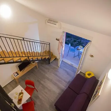 Apartman Luka's - ''no.10'' Gallery Studio With Balcony And...